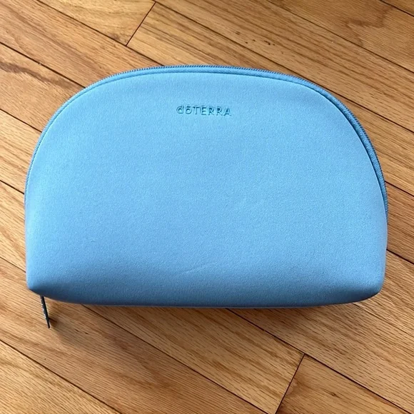 Doterra case - Picture 1 of 4